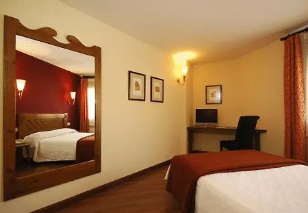 Hotel Pirineos Castejón de Sos